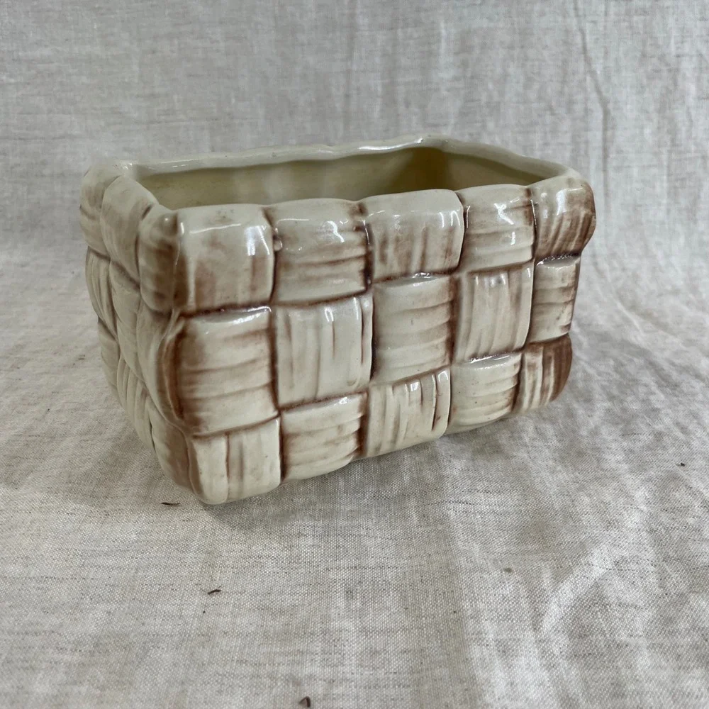 Brown Woven Basket Planter Shawnee Pottery 444 Farmhouse Vintage Cottagecore